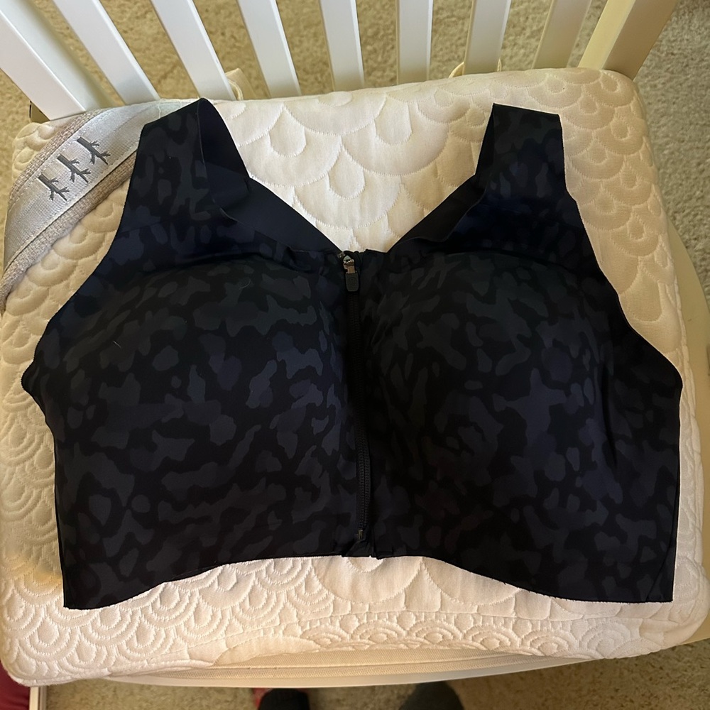 Lululemon Athletica Black Sports Bra